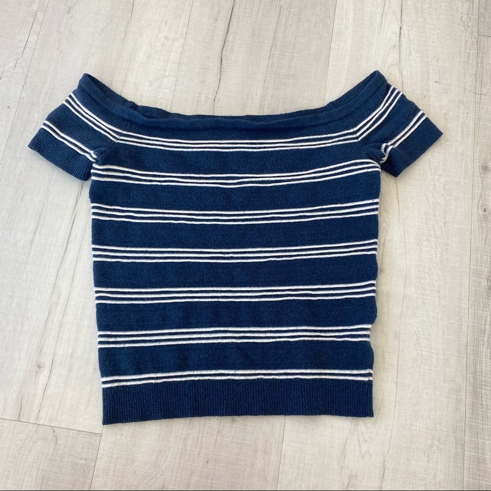 ❤️ American Eagle Outfitters Off Shoulder Fitted Crop Top